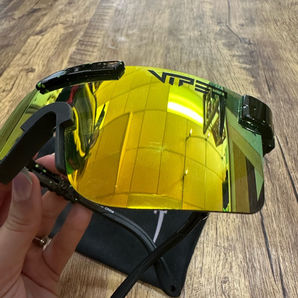 Pit Viper Sunglasses with Black Frame and Gold Lenses - Picture 5 of 9